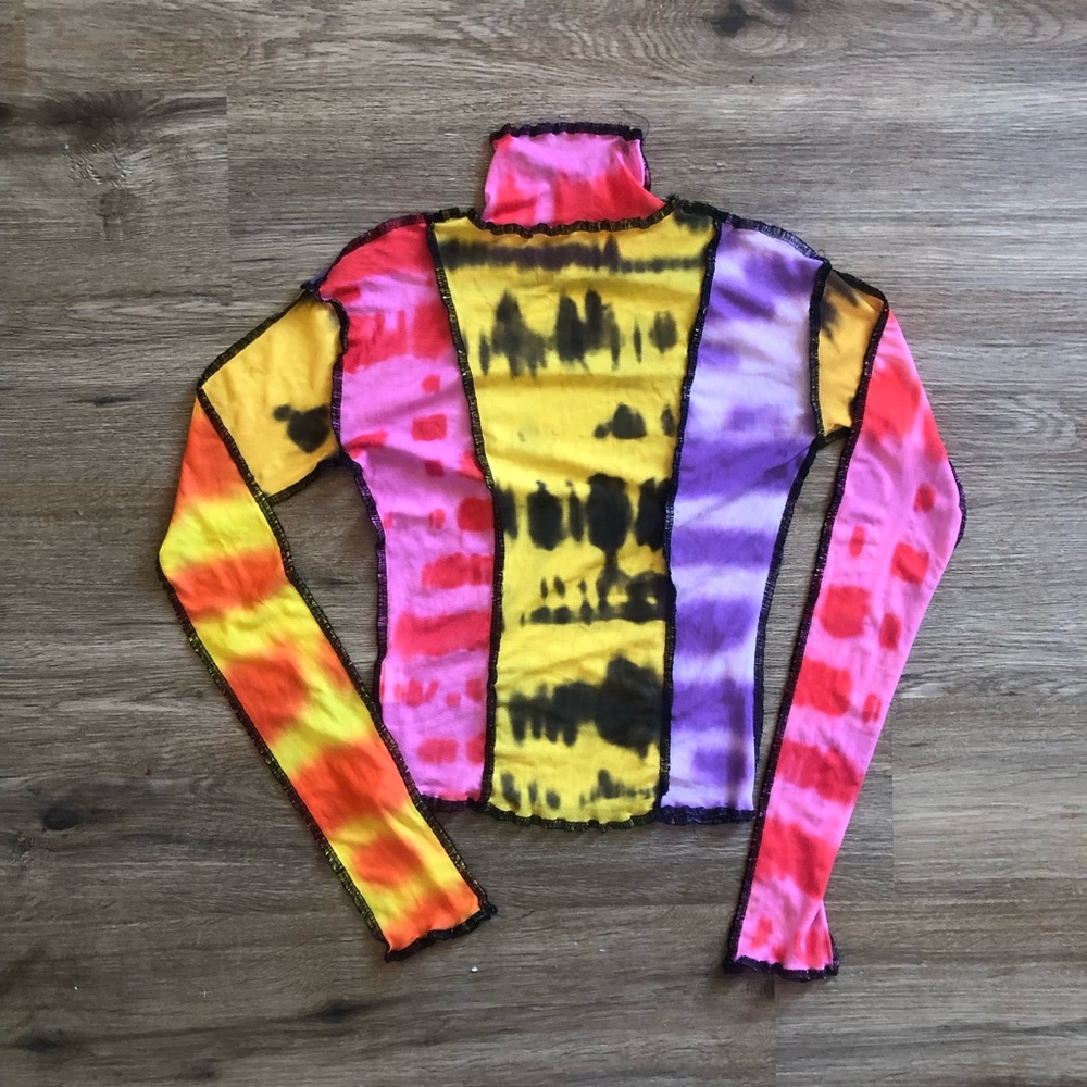 Mesh colorful turtleneck top